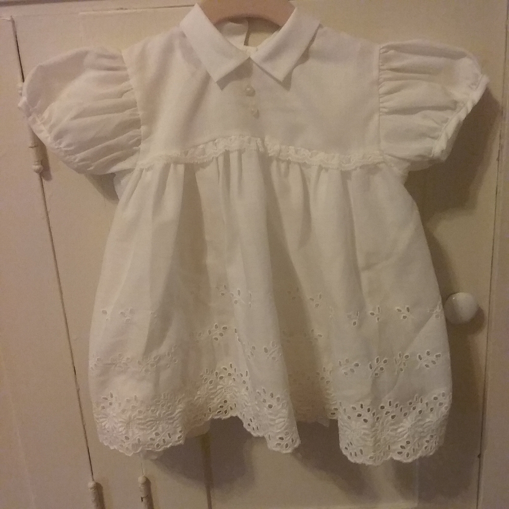Vintage girls dress